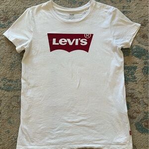 Levi’s T shirt